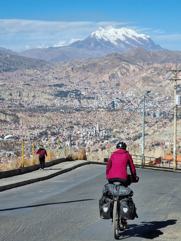 Vue sur La Paz et le Nevado Illimani