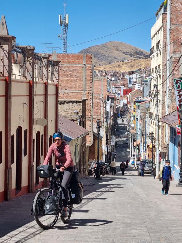 Montée sur l'Alto Puno