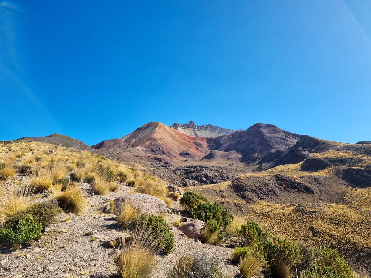 H9: Mirador volcán Thunupa