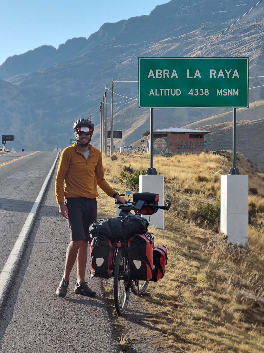 B123: Ayaviri -> Aguas Calientes